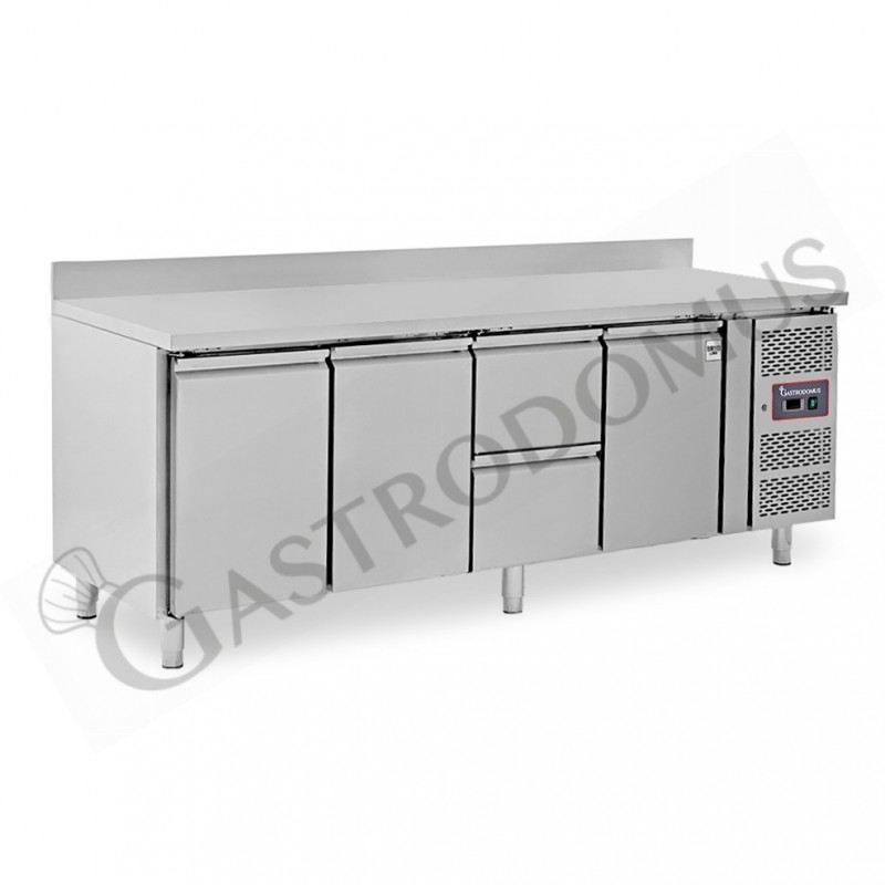 Kühltisch, 3 Türen, 2 Schubladen, Tiefe 700 mm, -2°C/+8°C, Aufkantung
