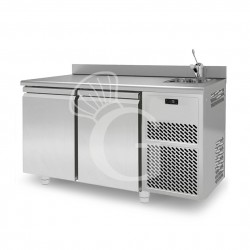 Kühltisch mit Spüle, 2-türig, Aufkantung, Tiefe 700 mm, 0°C/+10°C, Energieklasse C