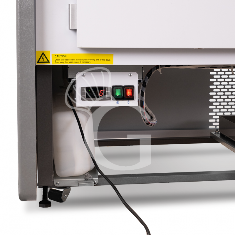 copy of Espositore refrigerato ventilato per bibite-  temp +2°C/+8°C - capacità 216 LT