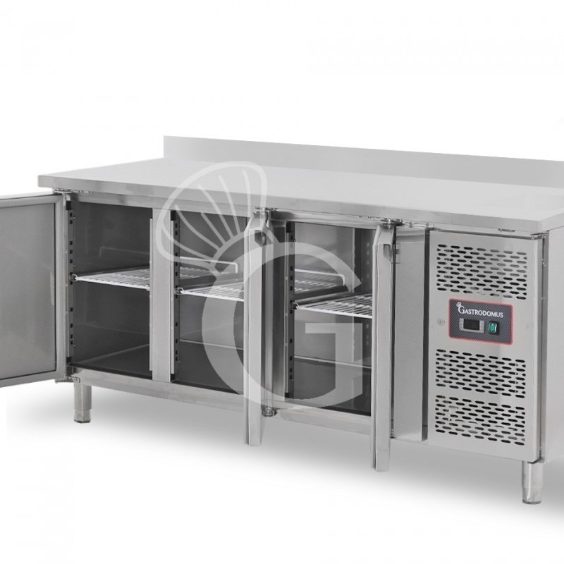 Kühltisch 3-türig, Aufkantung, Tiefe 700 mm, -2°C/+8°C, Energieklasse E