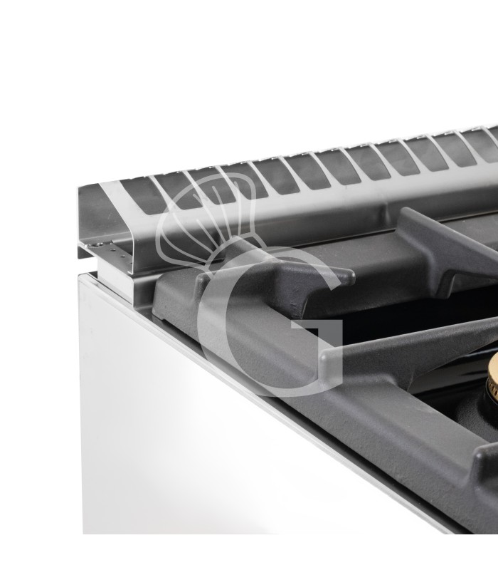 Professioneller Gasherd mit 4 Brenner und offenen Unterbau, Tiefe 900 mm