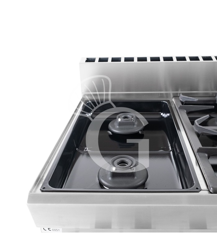 Professioneller Gasherd mit 6 Brenner, Gasbackofen und Schrank, Tiefe 650 mm