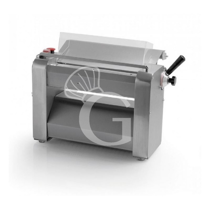 Professionelle Teigausrollmaschine, elektrisch, mit Holzwalzen (400 mm), dreiphasig, B 640 mm x T 350 mm x H 400 mm Professionelle Teigausrollmaschine, elektrisch, mit Holzwalzen (400 mm), dreiphasig, B 640 mm x T 350 mm x H 400 mm