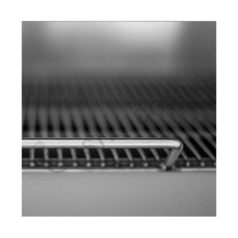Modularer Doppel-Holzkohlegrill, B 1500 mm x T 670+300 mm x H 2400 mm.
