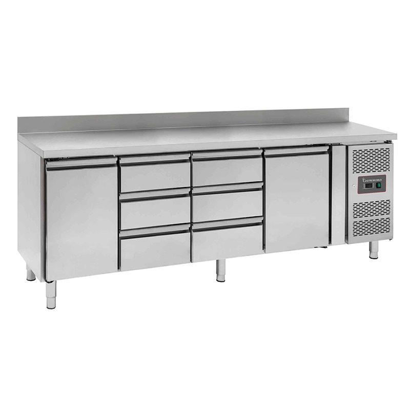 Kühltisch – 2 Türen und 6 Schubladen – Aufkantung – Tiefe 700 – Temperaturbereich - 2 ° C / + 8 ° C