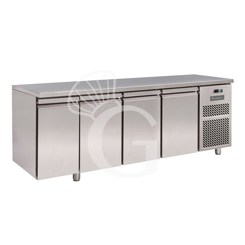 Kühltisch, 4-türig, T 800 mm, 0°C/+10°C, Energieklasse A