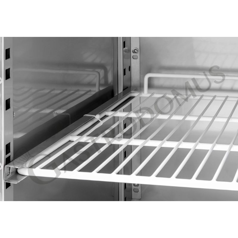 Kühltisch, 3 Türen, 3 Schubladen, Tiefe 700 mm, -2°C/+8°C