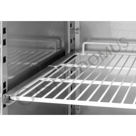 Kühltisch, 2 Türen, 4 Schubladen, Aufkantung, Tiefe 700 mm, -2°C/+8°C Kühltisch, 2 Türen, 4 Schubladen, Aufkantung, Tiefe 700 mm, -2°C/+8°C