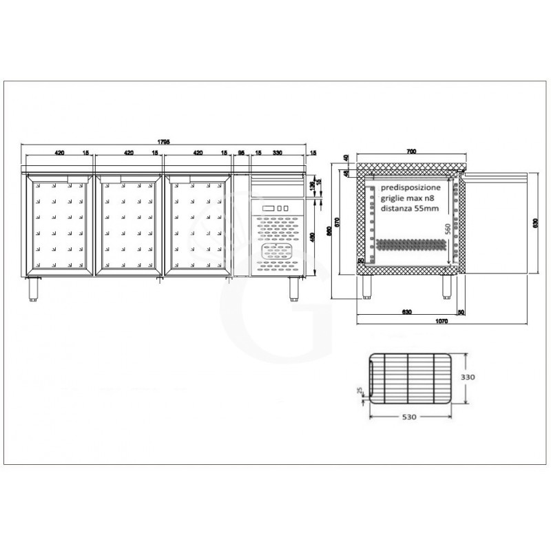 Kühltisch, 3 Glastüren, Aufkantung, Tiefe 700 mm, +2°C/+8°C