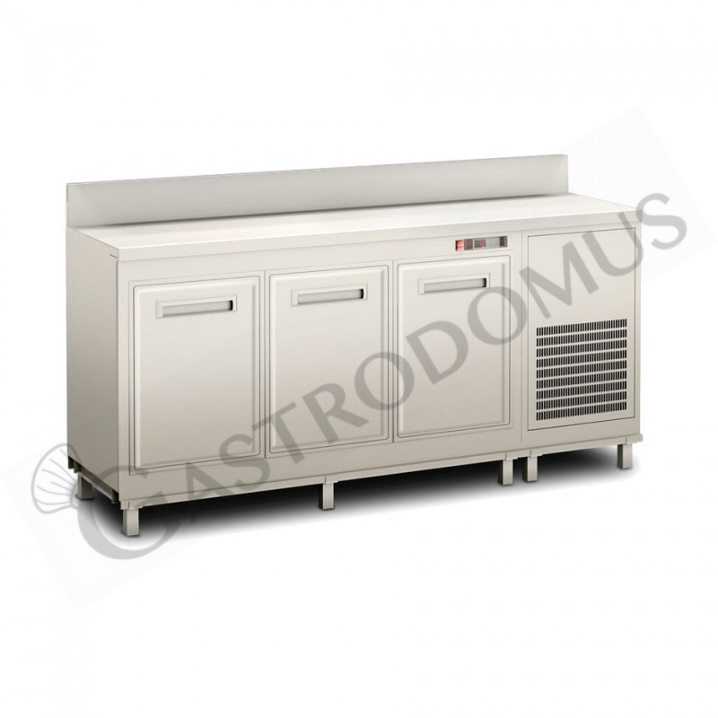 Barkühltisch mit eingebautem Motor, Temperatur -16°C/-18°C, B 2000 mm x T 550 mm x H 920 mm