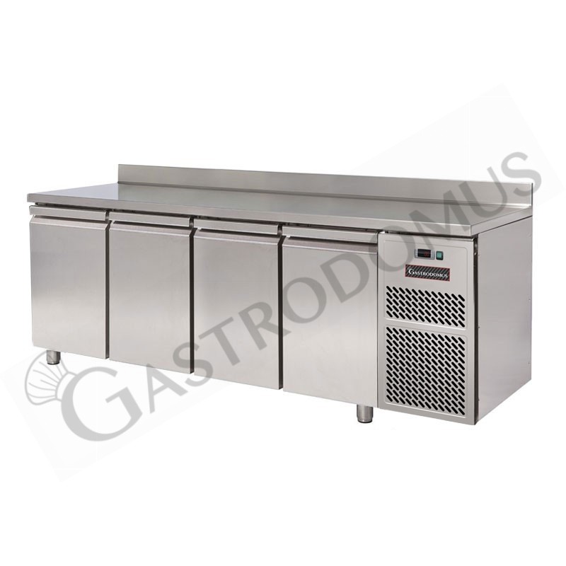 Kühltisch, 4-türig, Aufkantung, T 800 mm, 0°C/+10°C, Energieklasse A