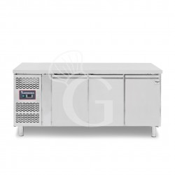 Kühltisch, 3-türig, T 600 mm, +2°C/+8°C, Motor links, Energieklasse B