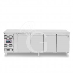 Kühltisch, 4-türig, T 700 mm, +2°C/+8°C, Motor links, Energieklasse B