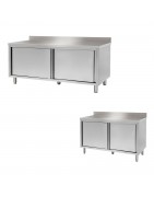 Arbeitsschränke mit Schiebe- oder Flügeltüren, Aufkantung, T 700 mm