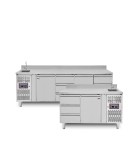 TAVOLI REFRIGERATI CON LAVELLO E CASSETTI